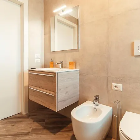 Da Riva Sea View - Housea Apartment *